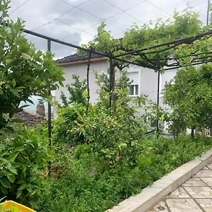  Hébergement de vacances Kubeja